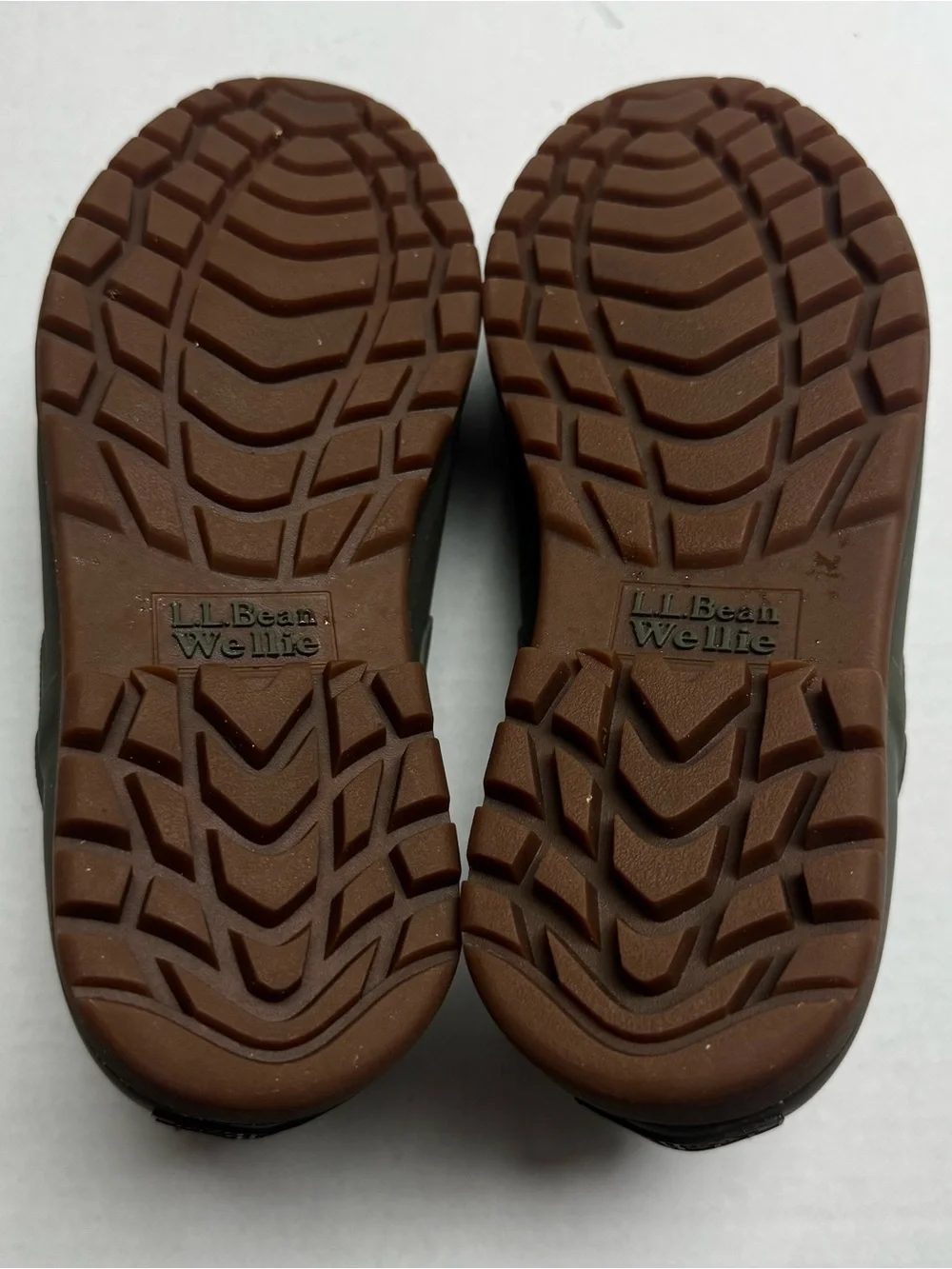 LL BEAN Rugged Wellie In Kelp Green/ Peat Moss Wellies Slip On Rain Shoes 10M